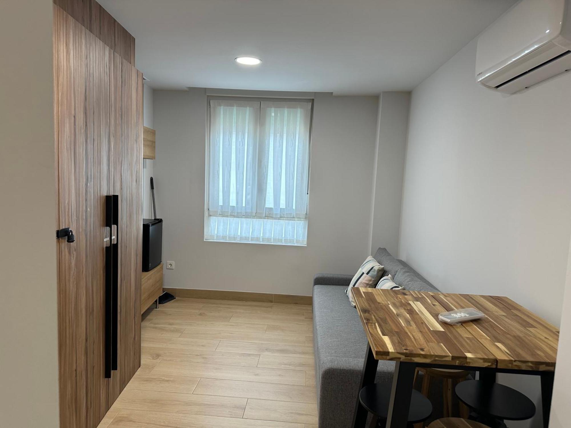 Apartamentos Turisticos Santa Apolonia 62 Aviles Luaran gambar