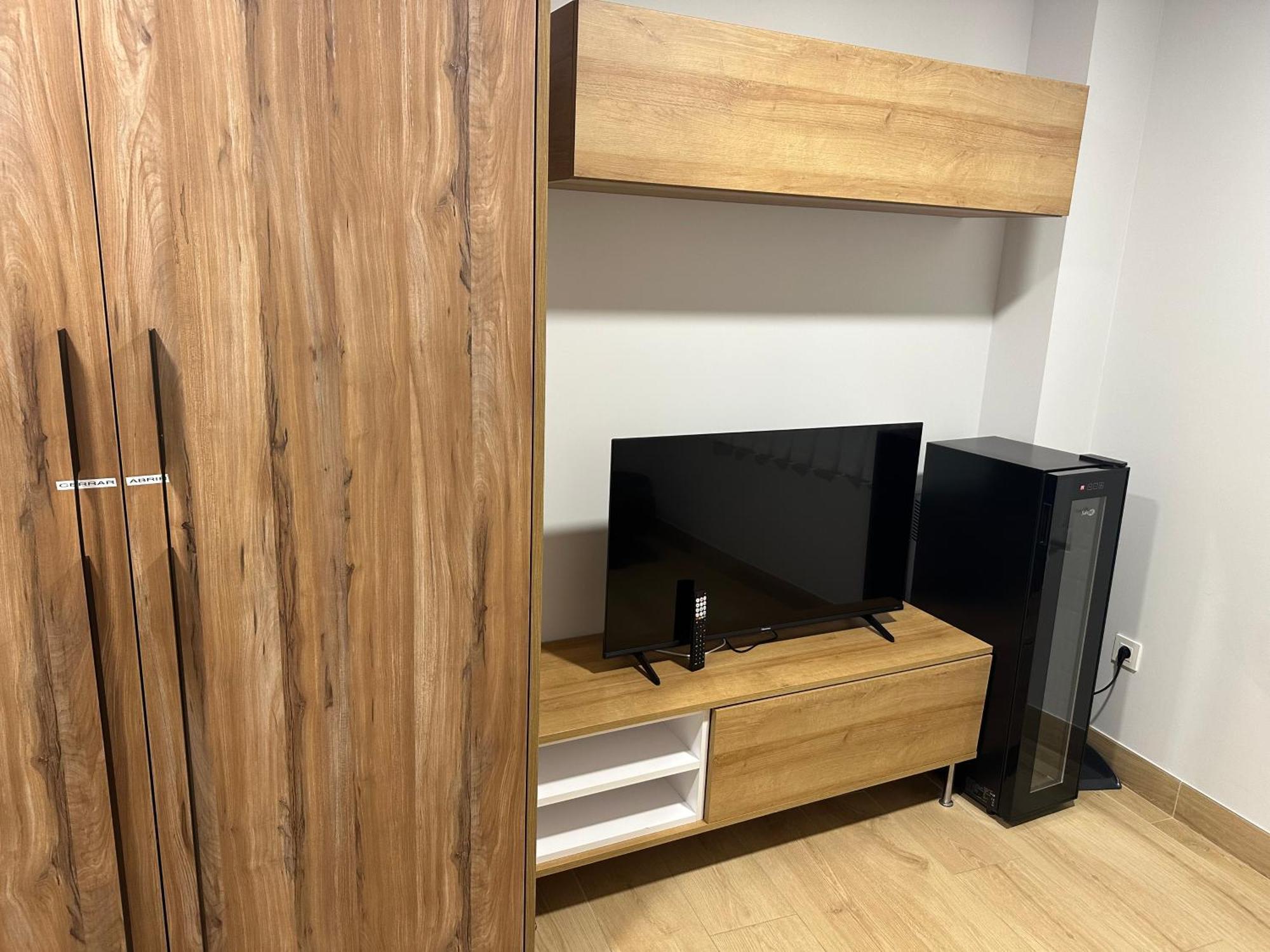 Apartamentos Turisticos Santa Apolonia 62 Aviles Luaran gambar