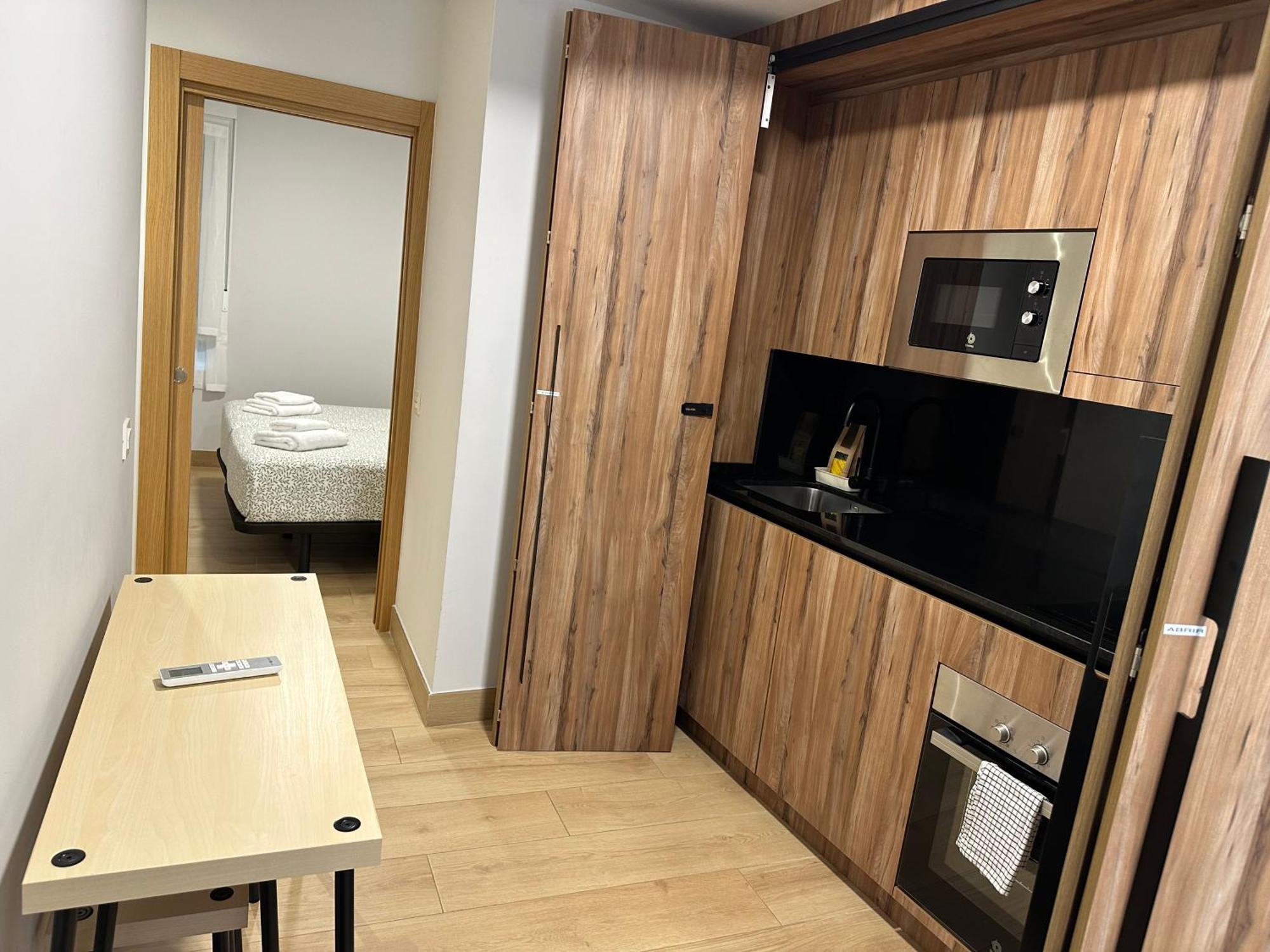 Apartamentos Turisticos Santa Apolonia 62 Aviles Luaran gambar