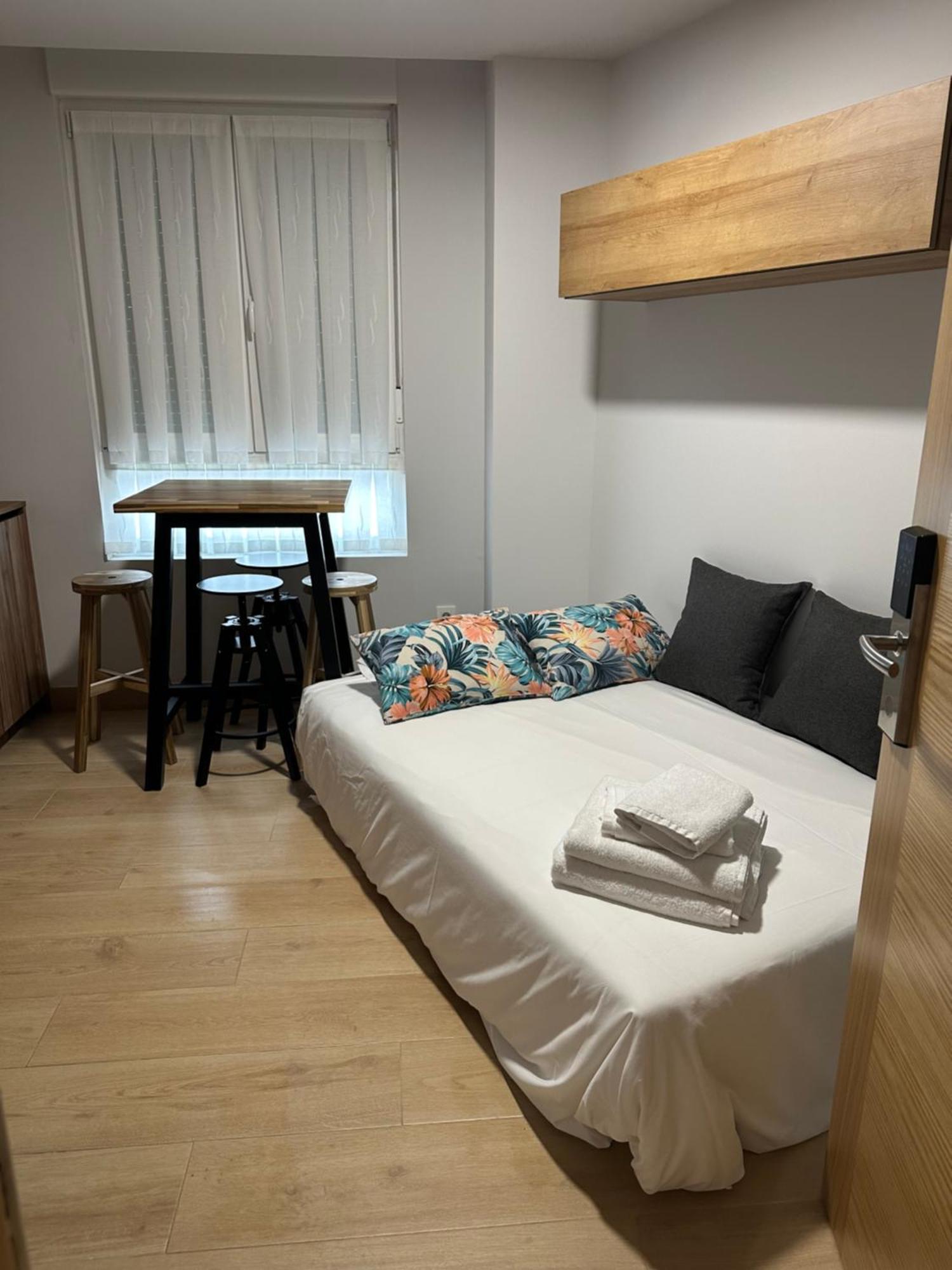 Apartamentos Turisticos Santa Apolonia 62 Aviles Luaran gambar